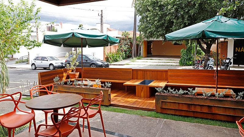 Primeiro parklet de São José do Rio Preto foi instalado no bairro Redentora / Divulgação PMSJRP